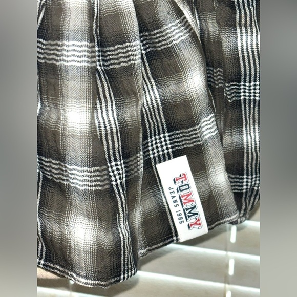 Tommy Jeans Womens Size Medium Plaid Peplum Smocked Top •Scoop Neck Long Sleeves - Picture 7 of 16